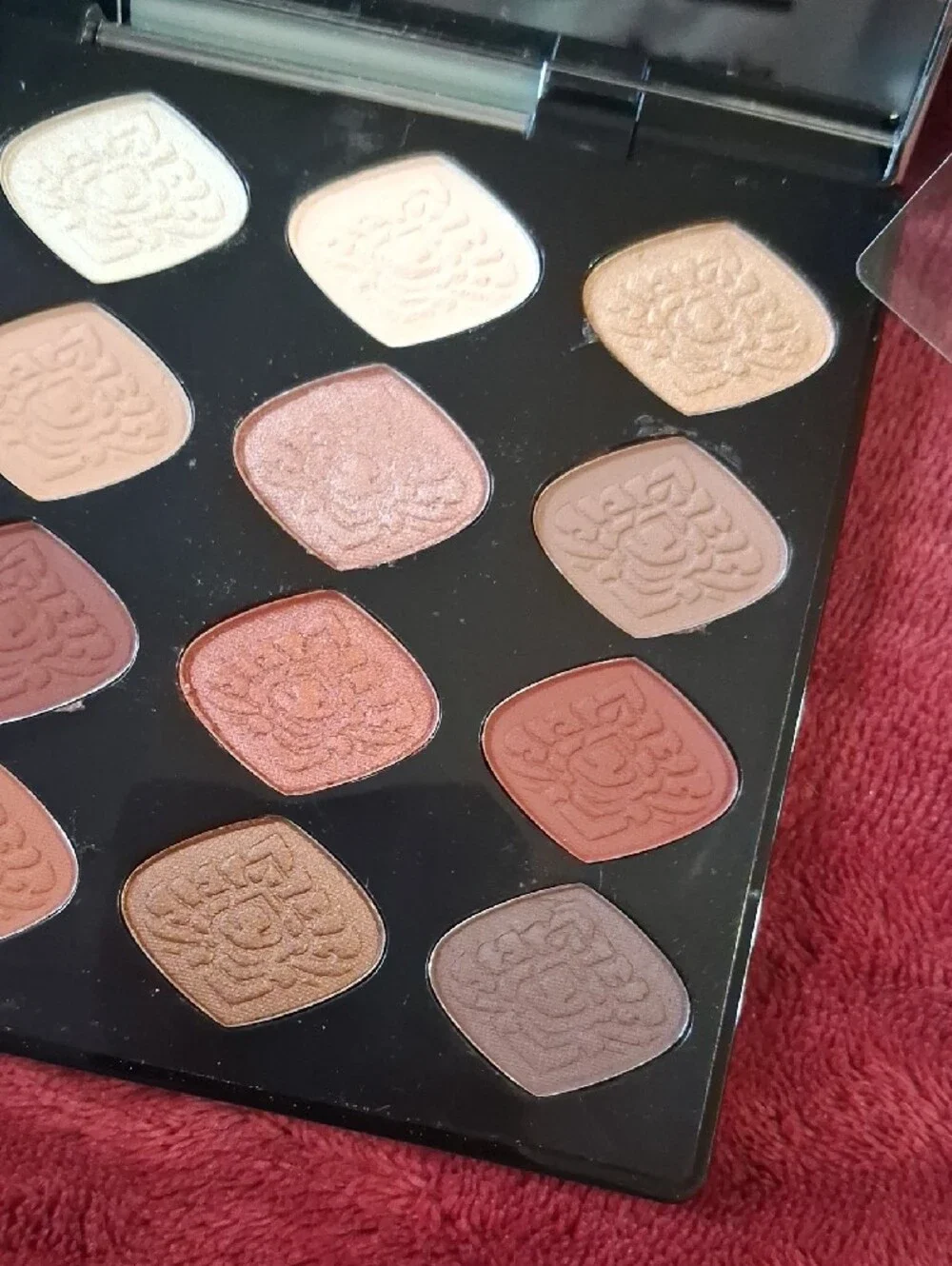 Neutral & Warm Eyeshadow Palette - 16 Shade Nude Collection